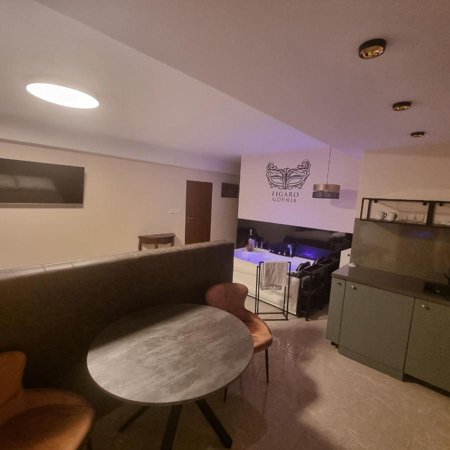 Figaro Apartaments Гдыня Экстерьер фото